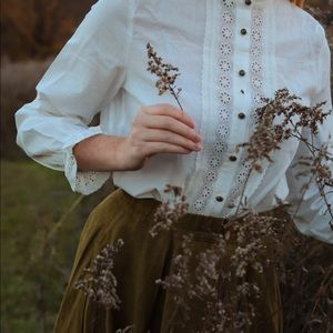 Simple Retro White Vintage Blouse